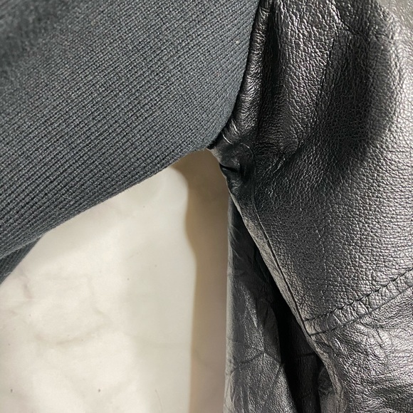 Danier Leather Black Jacket XL Like New - Picture 3 of 10
